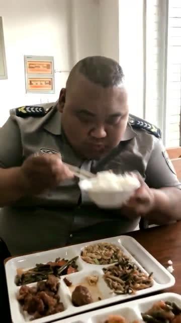 开饭搞笑视频,笑料百出，欢乐无限