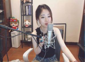 美女主播当老师视频,美女主播的课堂魅力之旅